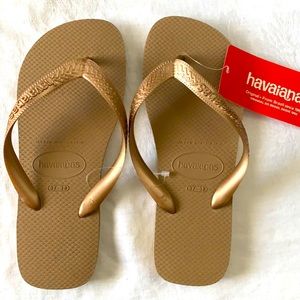 Havaianas copper flip flops NWT 7/8